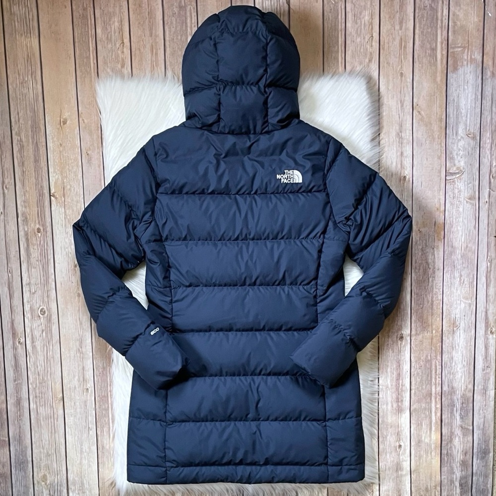 The North Face Women’s Gotham Parka In Summit Navy - Picture 6 of 9